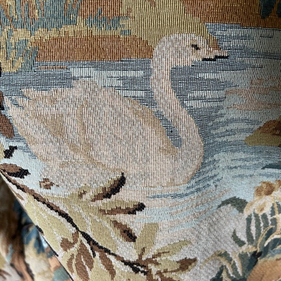 Authentic Vedure Chantilly French Silk Screen tapestry
4ftX5ft101/2 - Picture 8 of 14